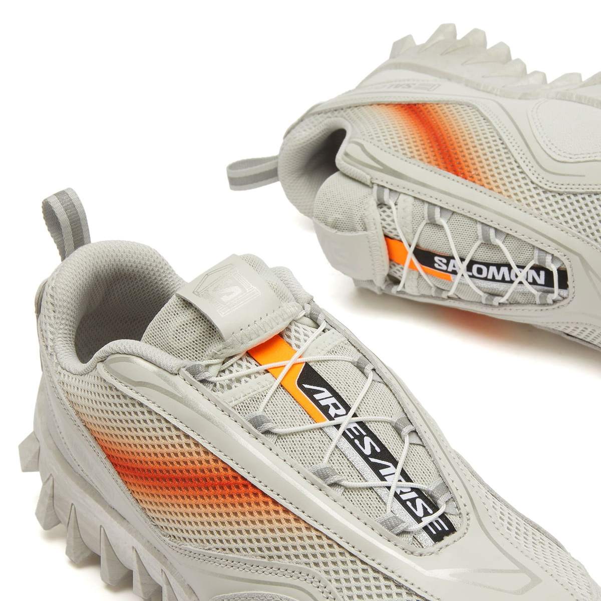 ☆SALOMON X ARIES☆ SNOWCLOG LUNAR ROCK SHOCKING ORANGE Salomon Men's x Aries Snowclog in Lunar Rock/Shocking Orange
