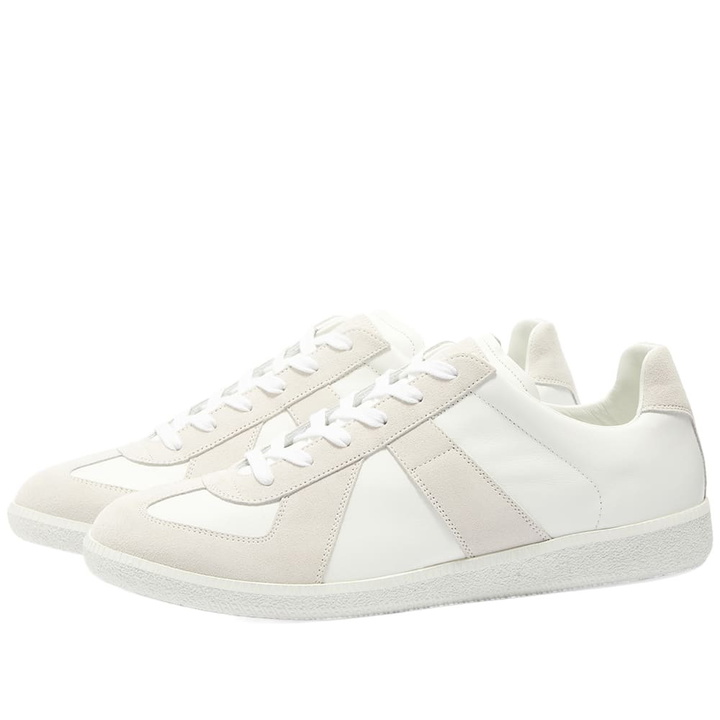 Photo: Maison Margiela Men's 22 Tonal Replica Sneakers in Off White