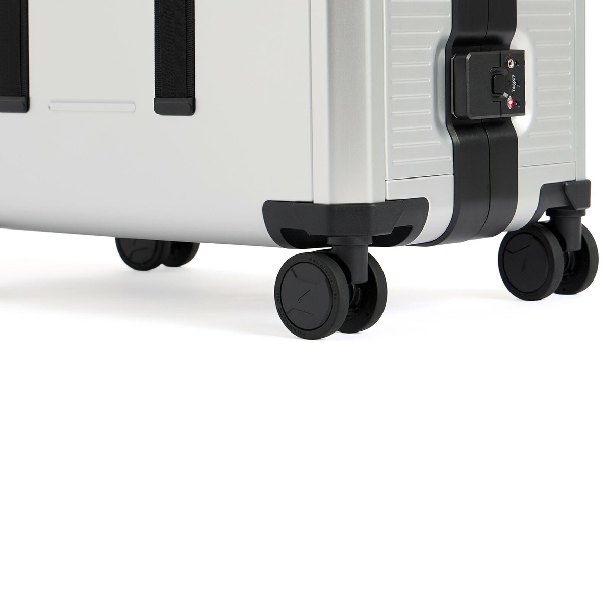 Db Journey Ramverk Alu Check-In Luggage - Large in Silver/Onyx 