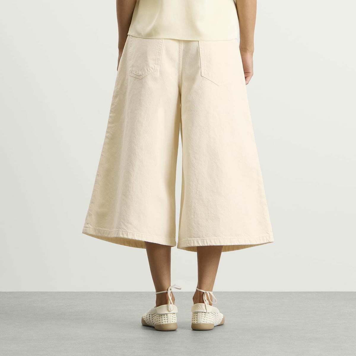 Agolde Women's 80'S Gaucho Short in Solar