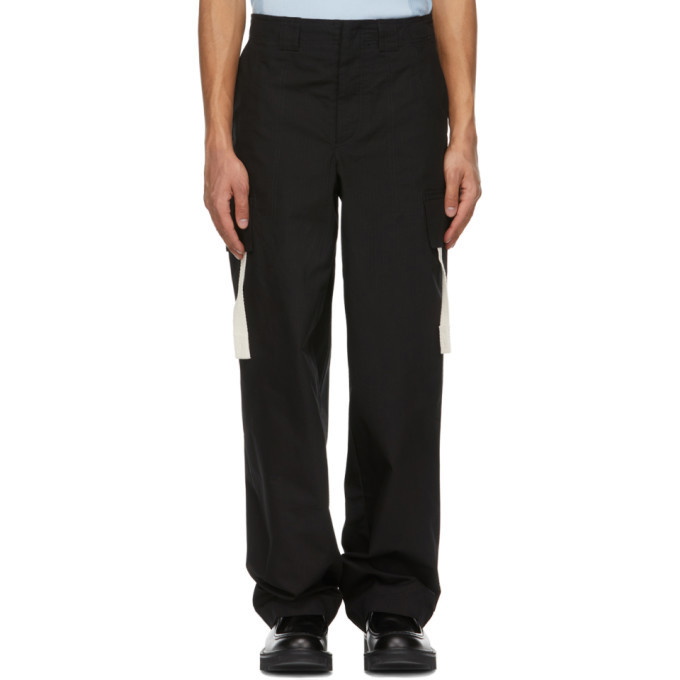 Photo: Jacquemus Black Le Trousers Alzu Cargo Pants