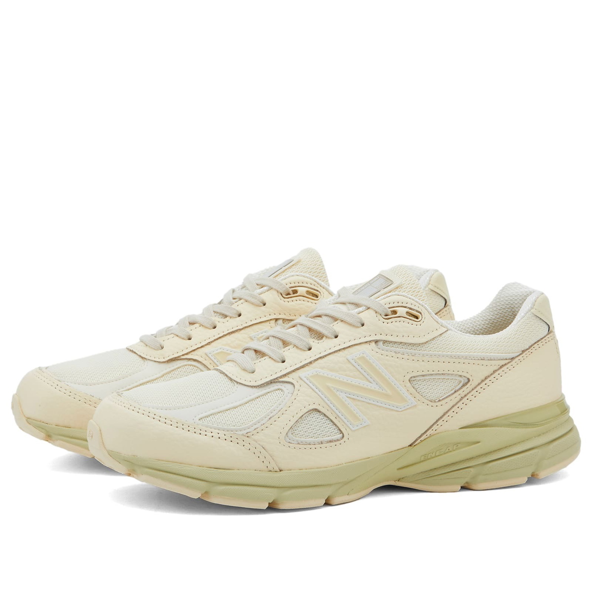New Balance U990BO4 in Cream
