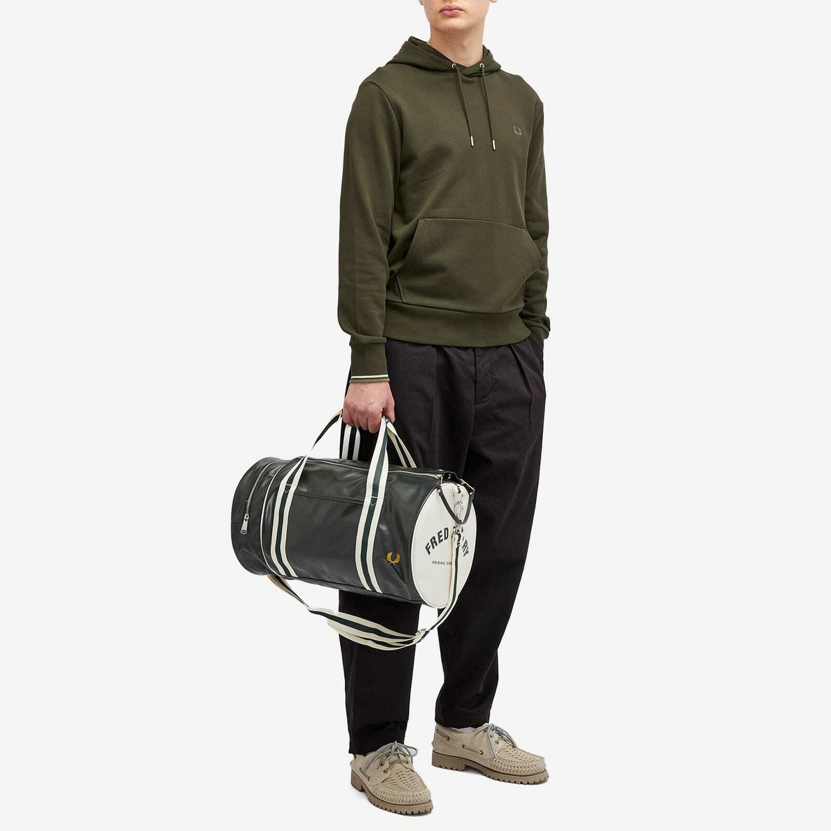【FRED PERRY】Classic Barrel Bag Ecru Night Green Classic Barrel Bag - Ecru / Night Green | Men's Bags | Men's