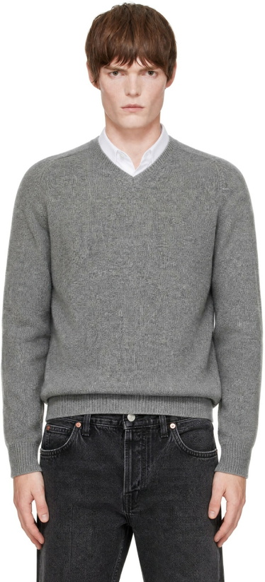 Photo: AMOMENTO Gray Racoon V-Neck Sweater