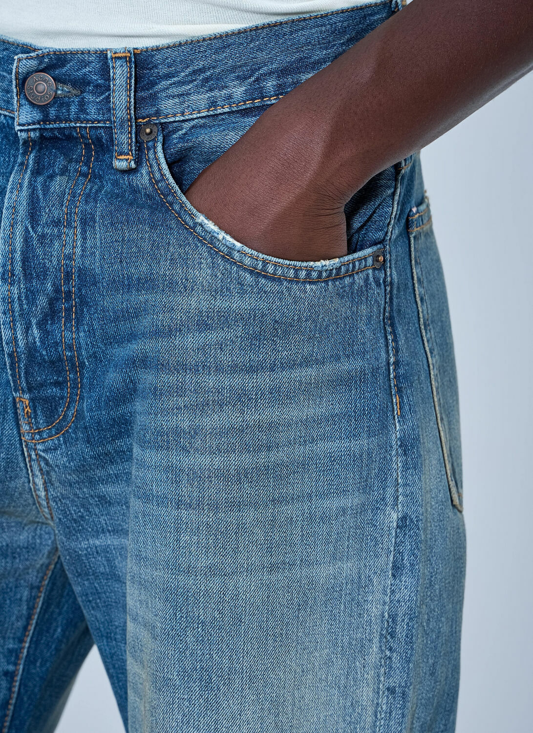 Acne Studios 2021M Regular Fit Jeans