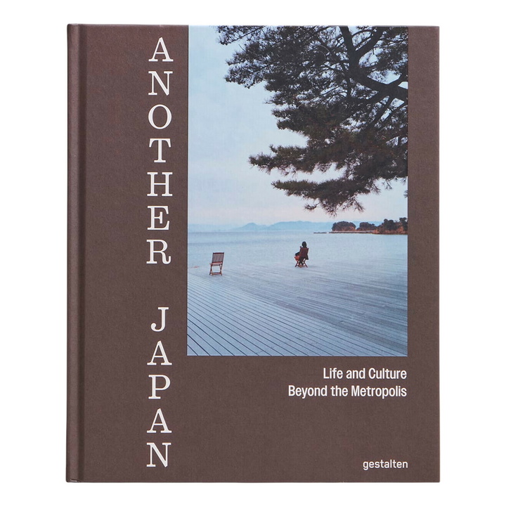 Photo: Gestalten Another Japan in Irwin Wong/Rob Goss