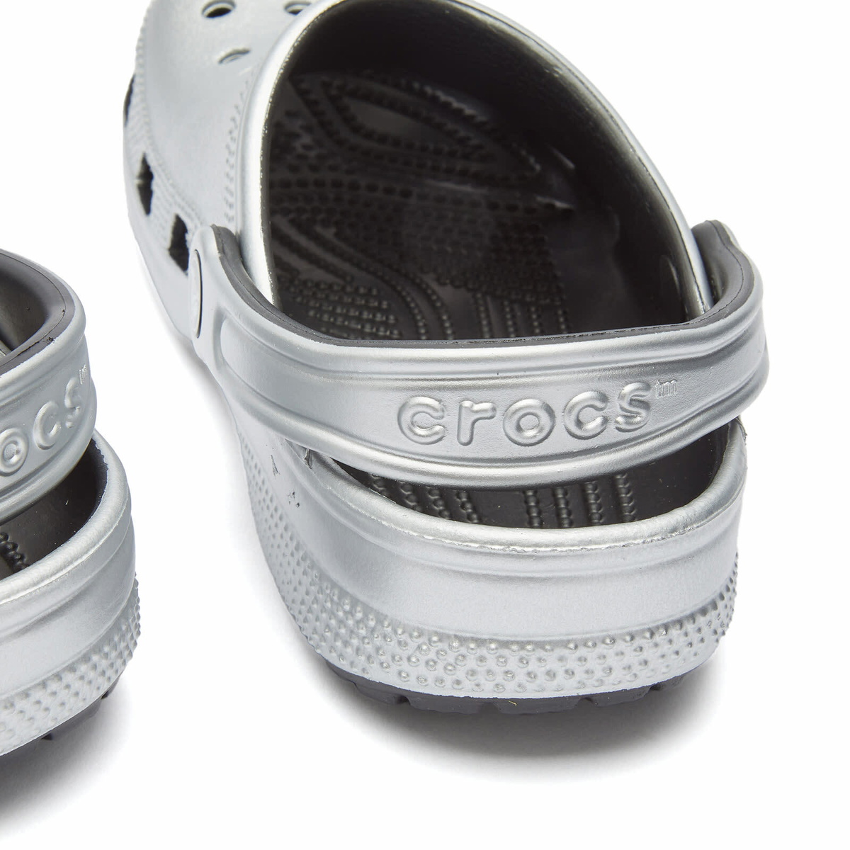 Crocs Classic Metallic Clog in Silver Metallic Crocs