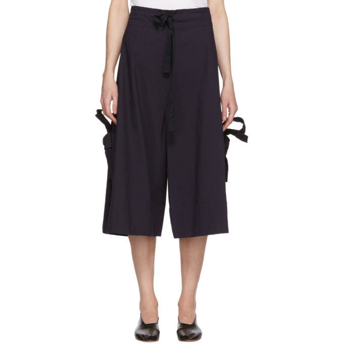 Photo: Roberts | Wood Navy Bow Split Trousers