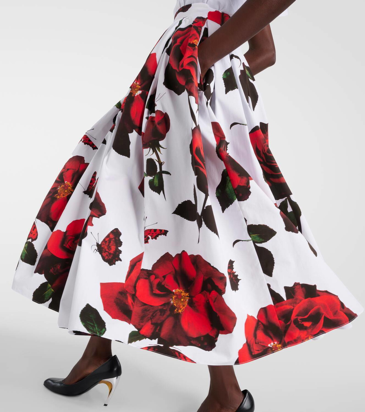 【関税&送料込】Alexander Mcqueen Midi Skirt Alexander McQueen Pleated Midi Skirt | Black | FARFETCH
