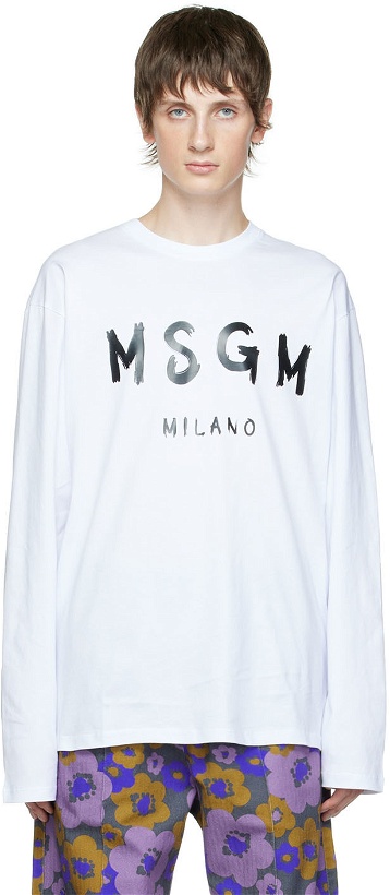 Photo: MSGM White Printed Long Sleeve T-Shirt