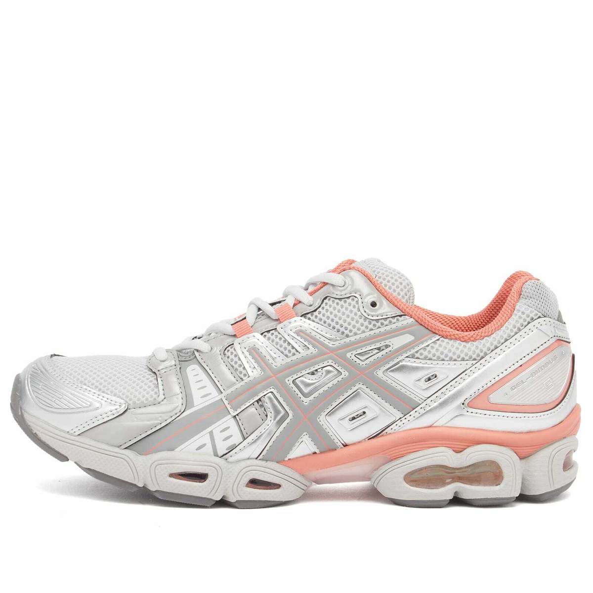 Asics Gel-Nimbus 9 in Cloud Grey/Clay Grey