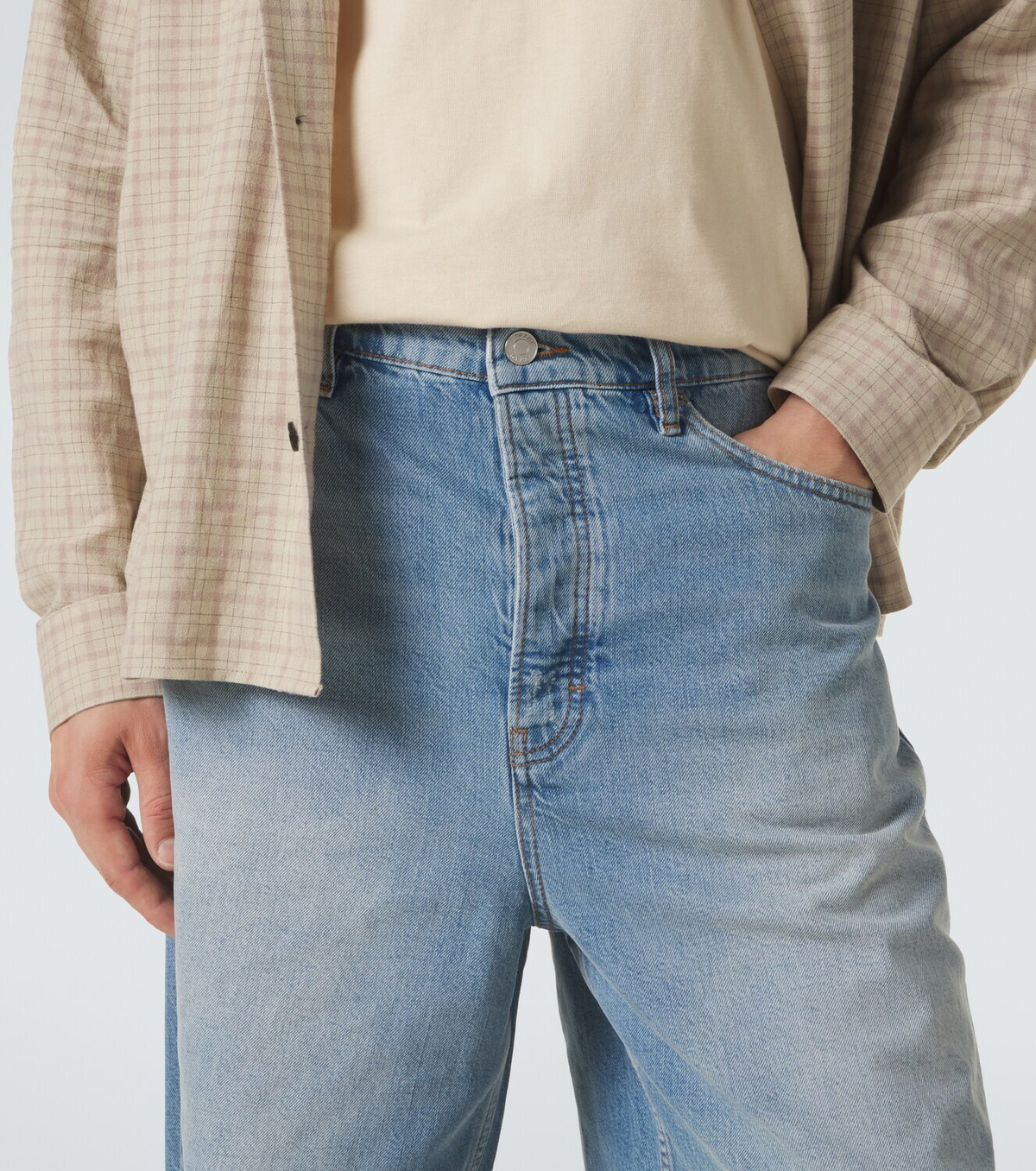 Frame DIstressed denim Bermuda shorts