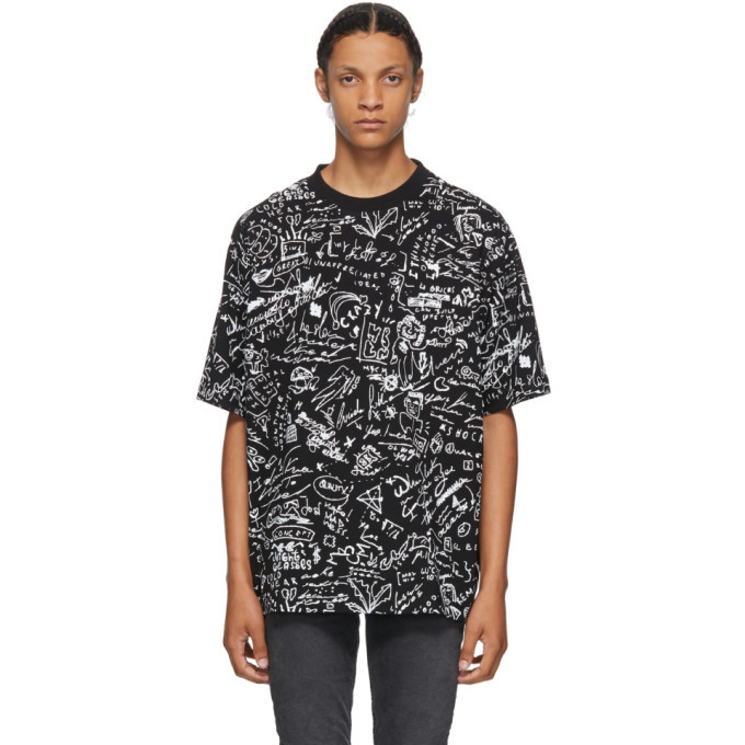 Photo: Marcelo Burlon County of Milan Black Sketches T-Shirt