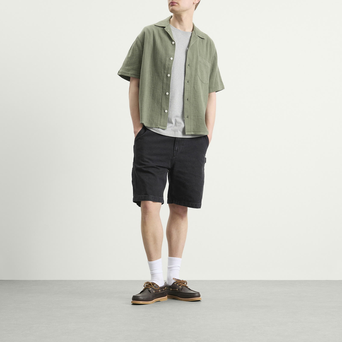 Corridor Men's Double Cloth Short Sleeve Shirt in Army