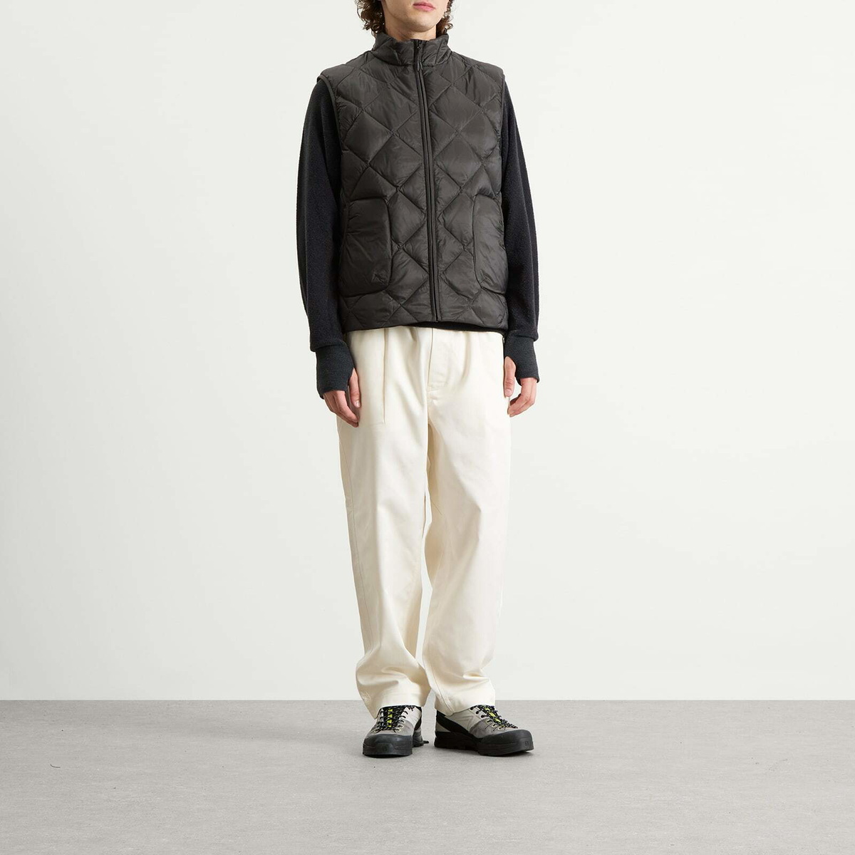 Goldwin Men's Mesh Pile Crew Sweatshirt in Wolf Gray