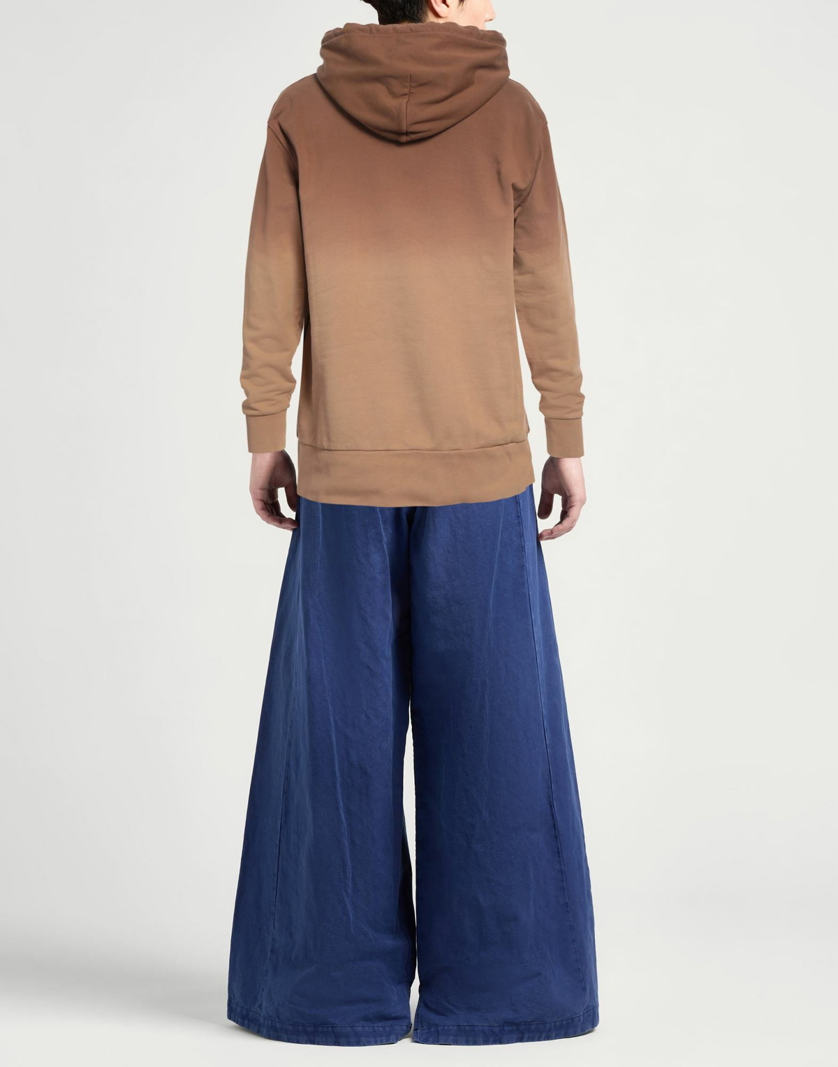 Jw Anderson Mens Sweatshirt in Brown