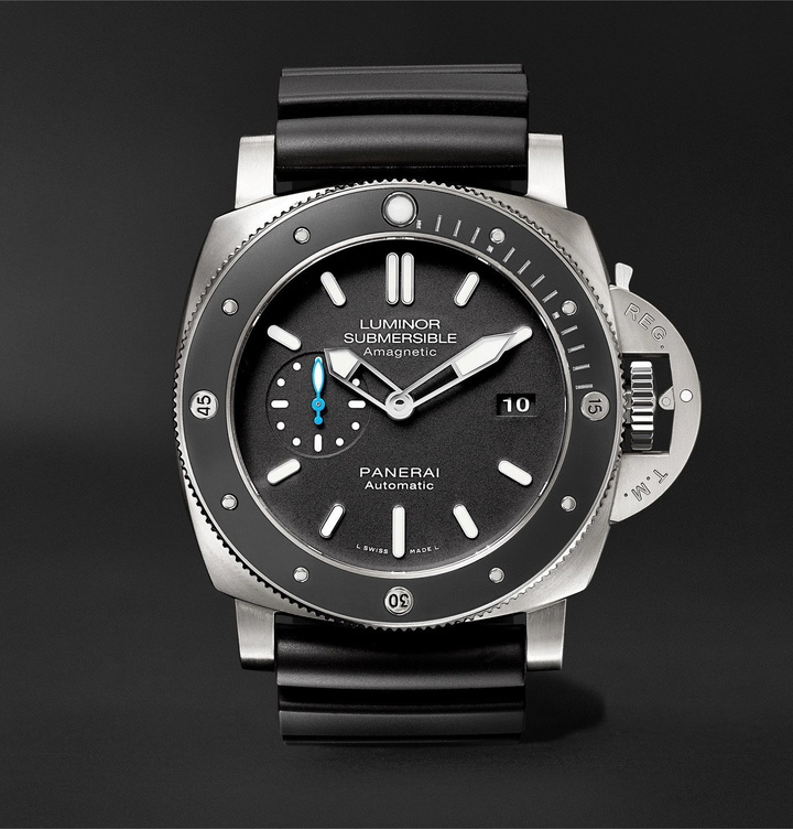 Photo: Panerai - Luminor Submersible 1950 Amagnetic 3 Days Automatic 47mm Titanium and Rubber Watch, Ref. No. PAM01389 - Silver