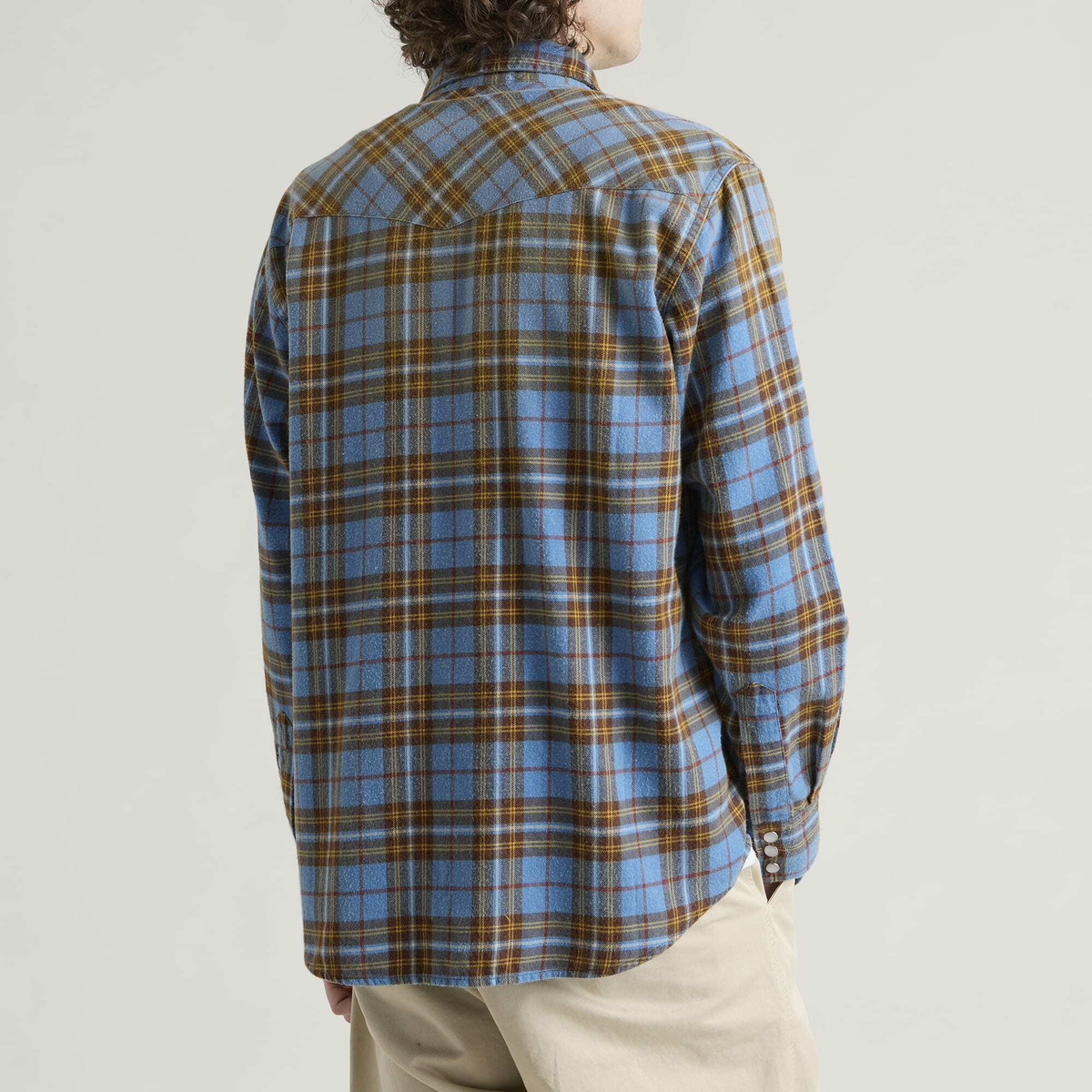 Carter Young Men's Washed Flannel Western Shirt in Cornflower Plaid