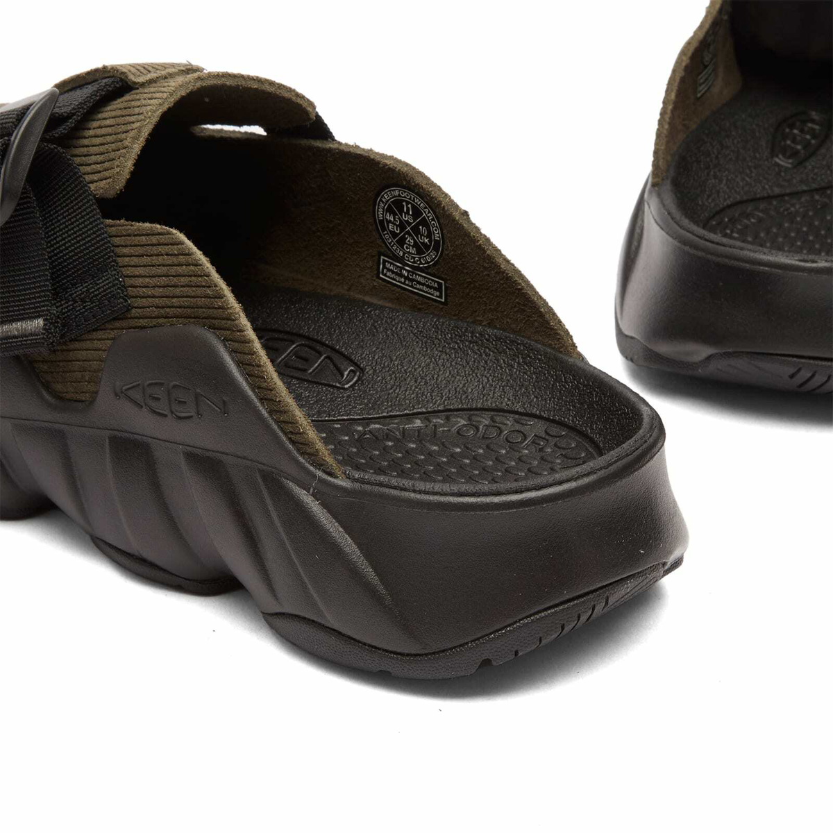 Keen Men's Hyperport Leather Clog in Sea Turtle/Black