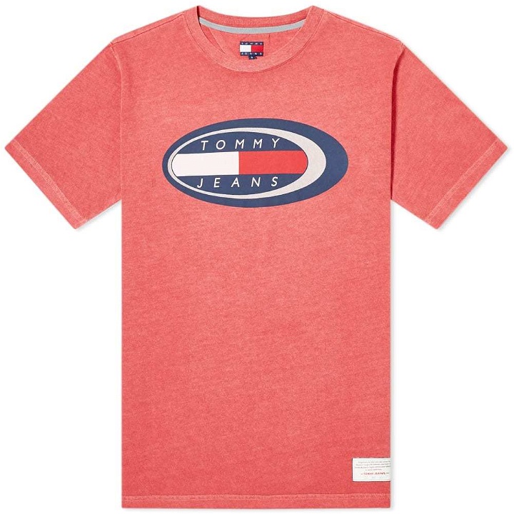 Photo: Tommy Jeans Summer Oval Tee