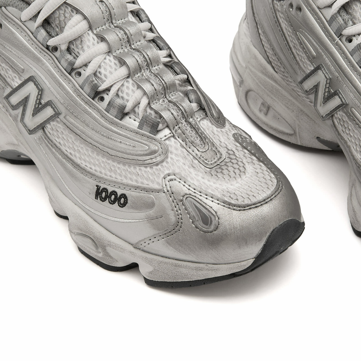 New Balance 1000 Sneaker in Silver Metallic