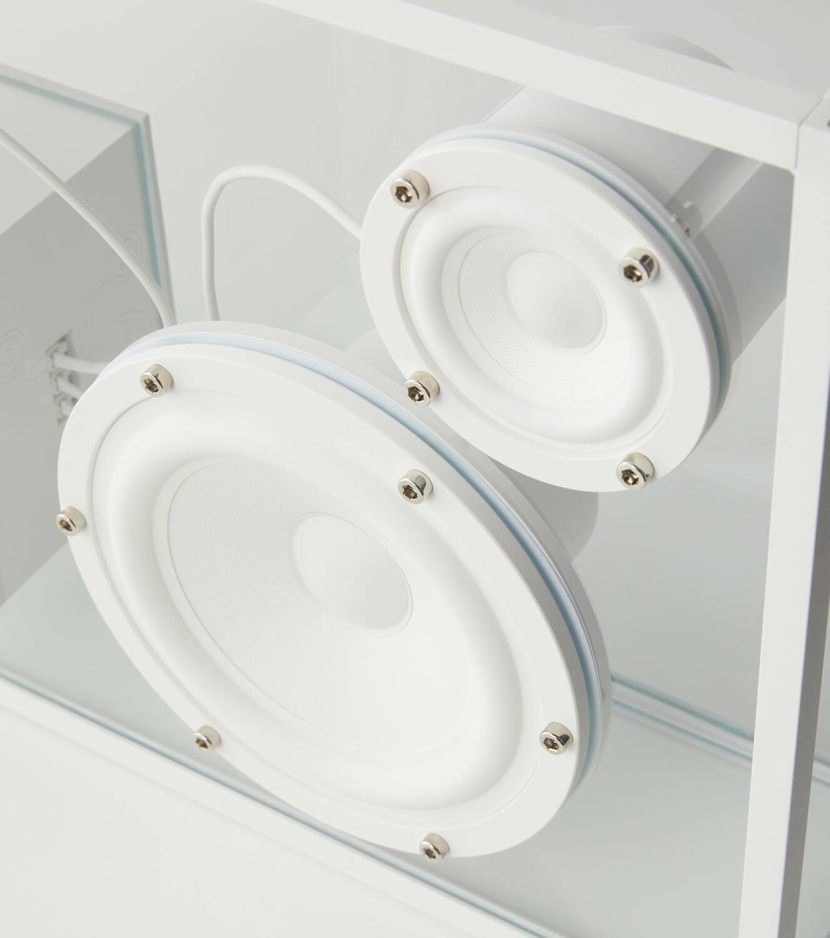 Transparent Transparent speaker