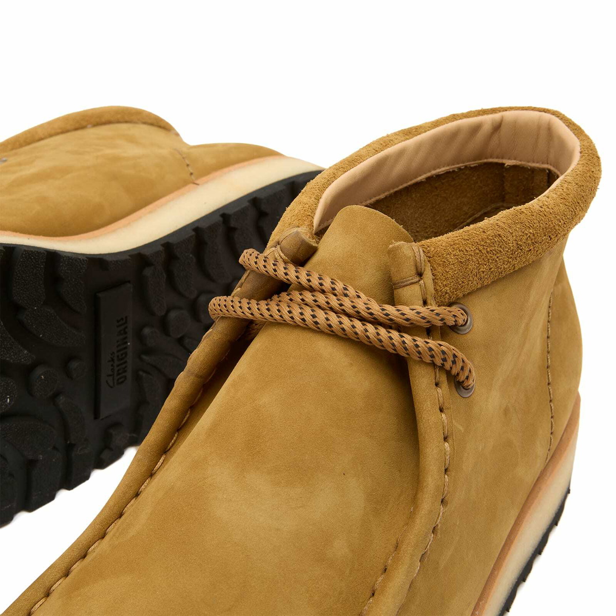 Clarks Originals Men's Wallabee Scout in Oakmoss Nubuck
