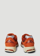 2002R Sneakers in Orange
