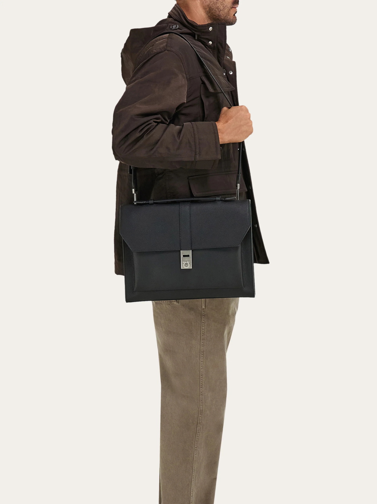Ferragamo Mens Hug buckle briefcase in Black