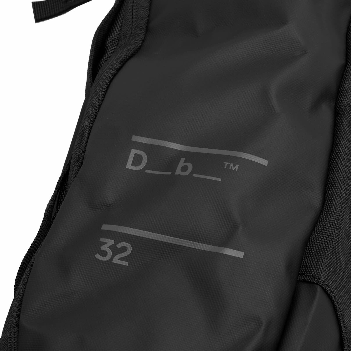 Db Journey Skate Carrier - 32L in Black Out 