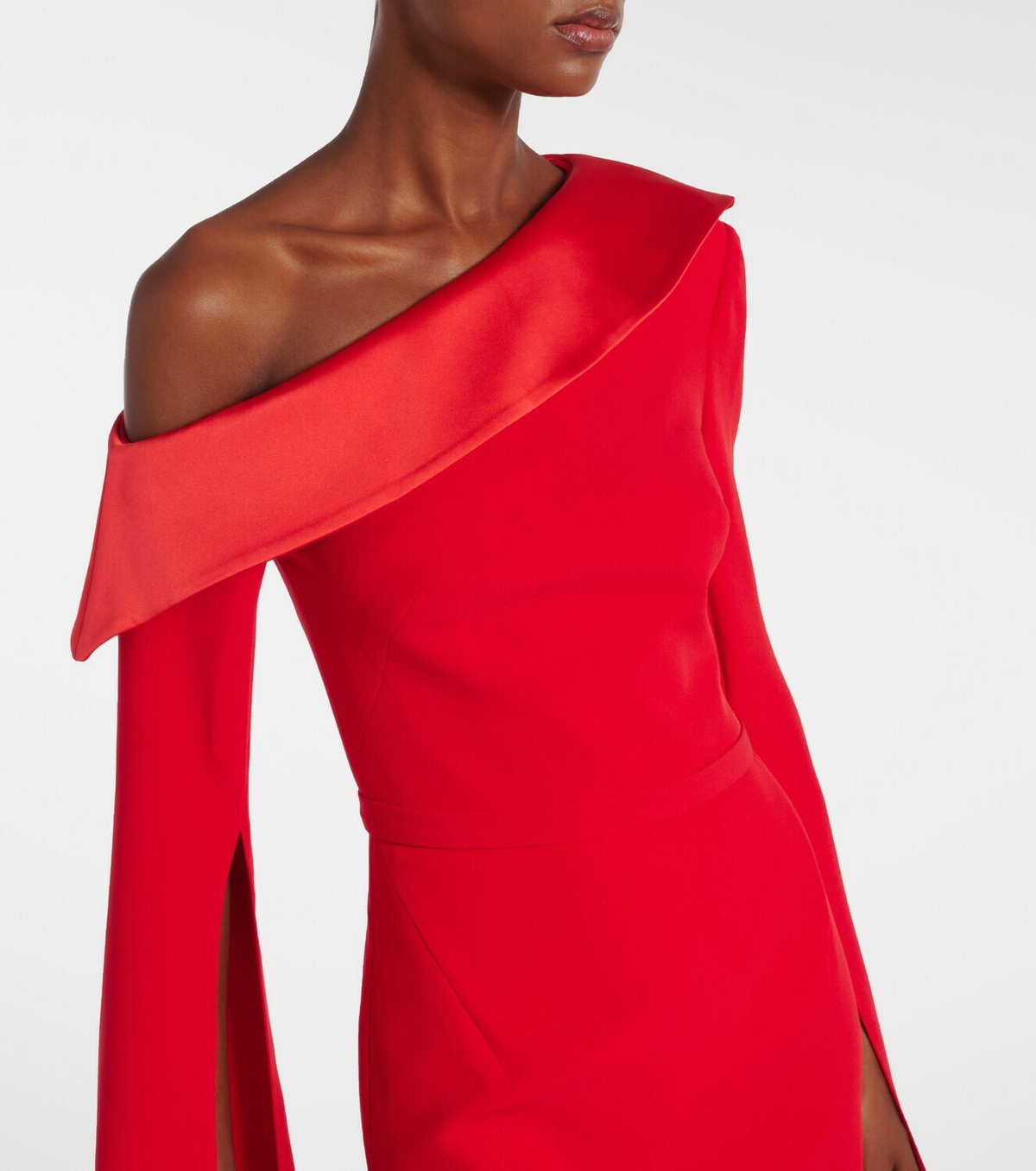 Safiyaa Rinoa caped crépe gown