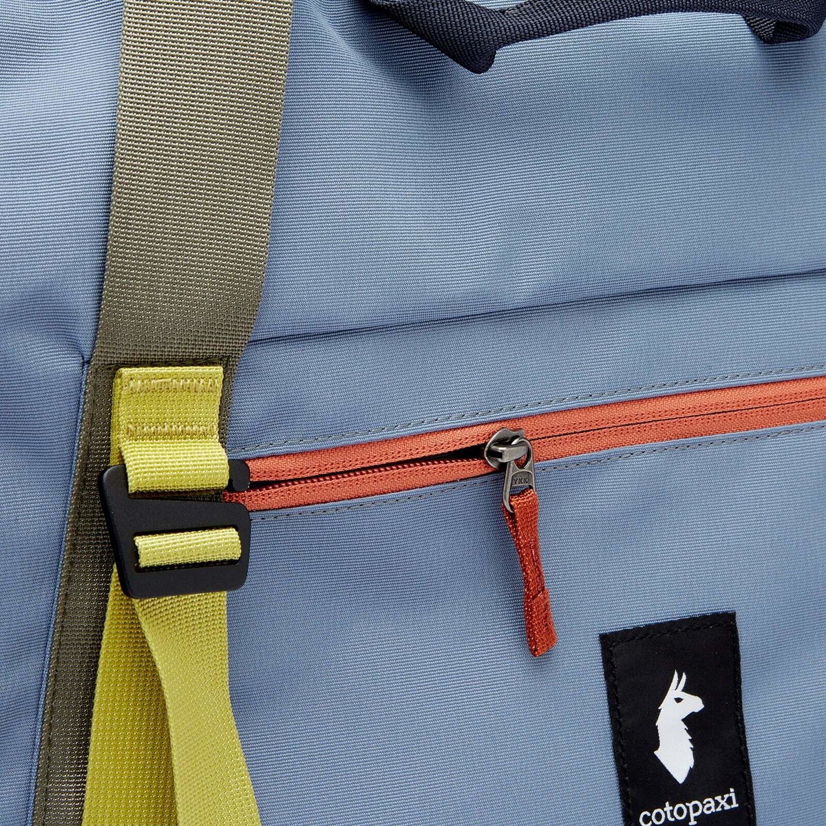 Cotopaxi Men's Viaje 35L Weekender Tote in Tempest/Fatigue 