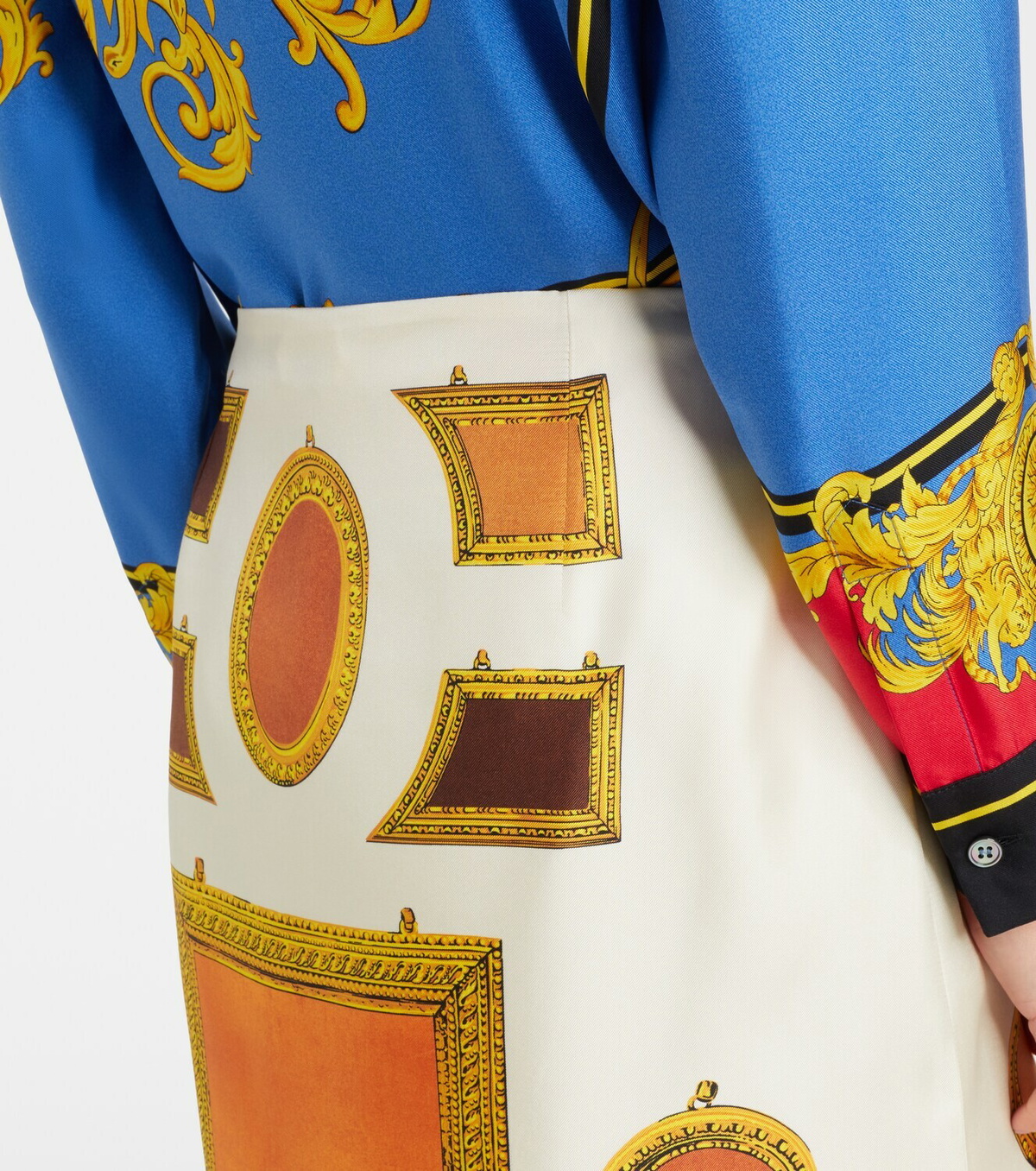 Versace Printed silk twill pencil skirt