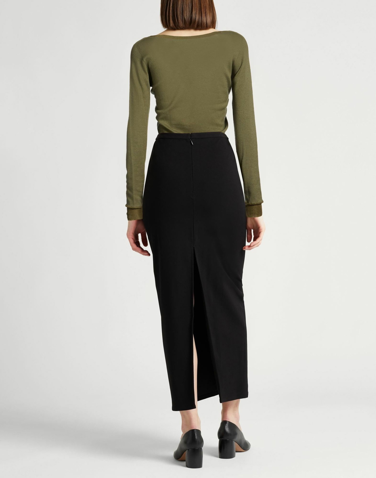 Majestic Filatures Womens Sweater Dark in Green