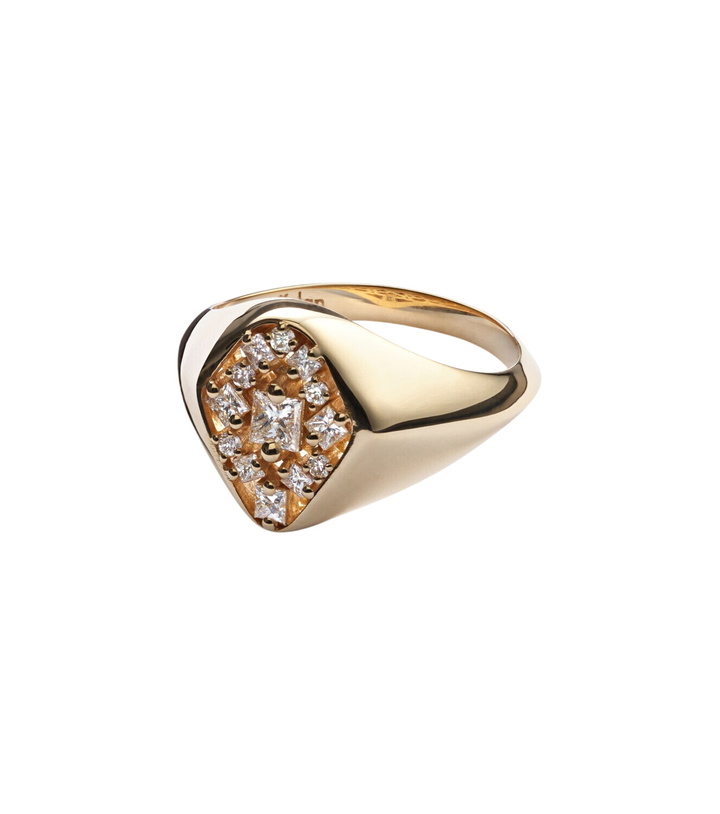 Photo: Suzanne Kalan La Fantaisie 18kt gold ring with diamonds