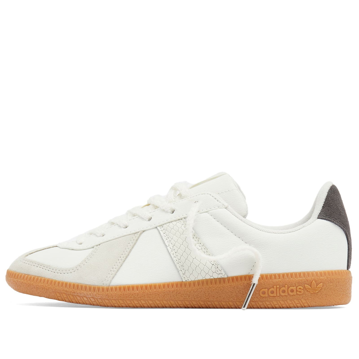 Adidas x JJJJound Superstar 82 MIG Sneaker in Core Black/Off Adidas x JJJJound Superstar 82 MIG Sneaker in Core Black/Off