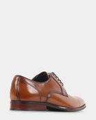 Steve Madden Kruise Dress Shoes in Tan