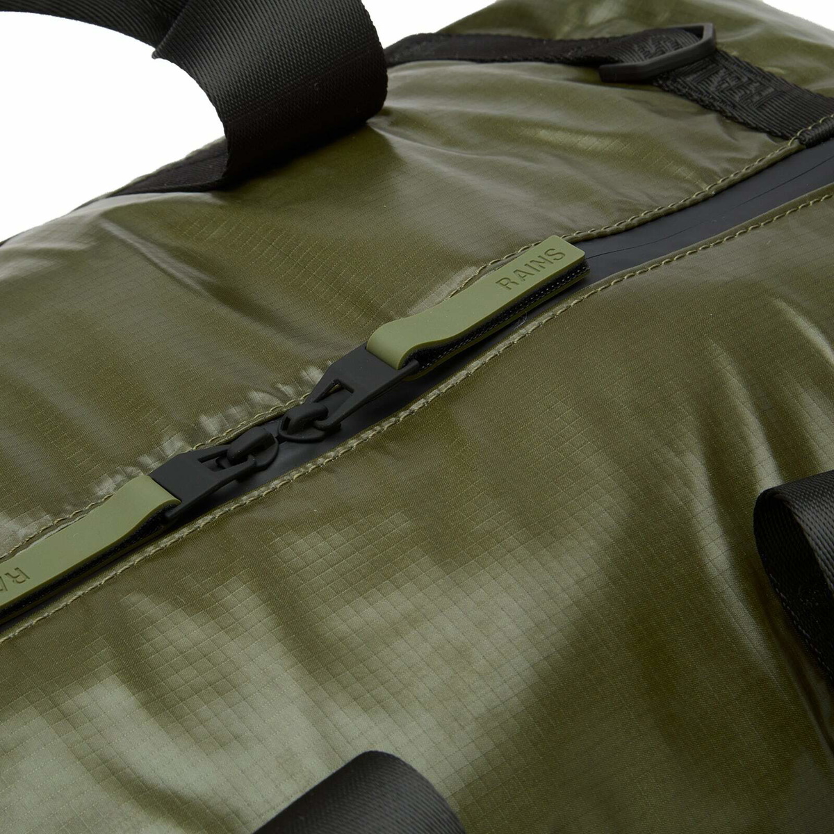 RAINS Sibu Weekend Bag in Marsh 