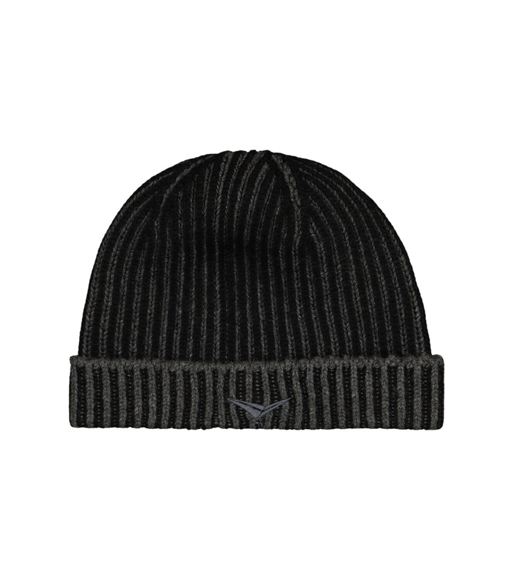 Photo: Sease Dinghy cashmere beanie