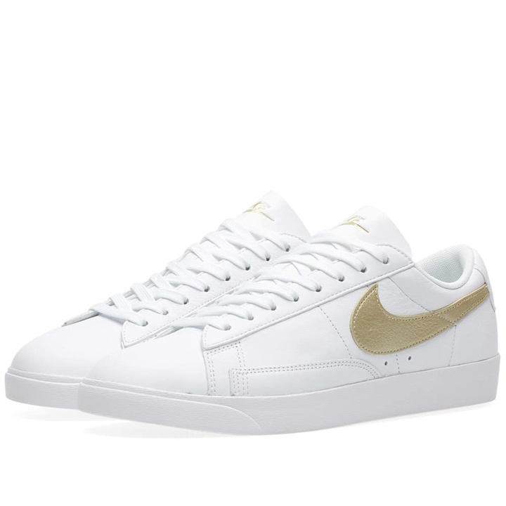 Photo: Nike W Blazer Low Premium