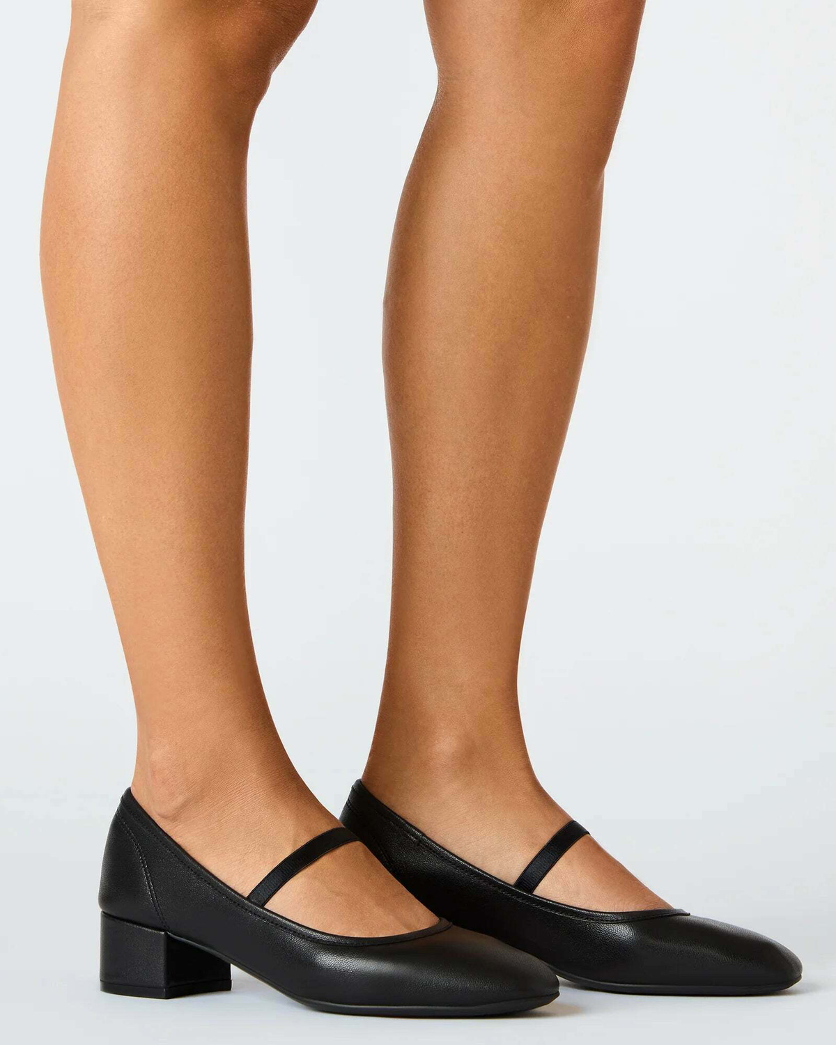 Steve Madden Mural Heels in Black