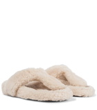 Aquazzura Relax Flat Footbed shearling slides