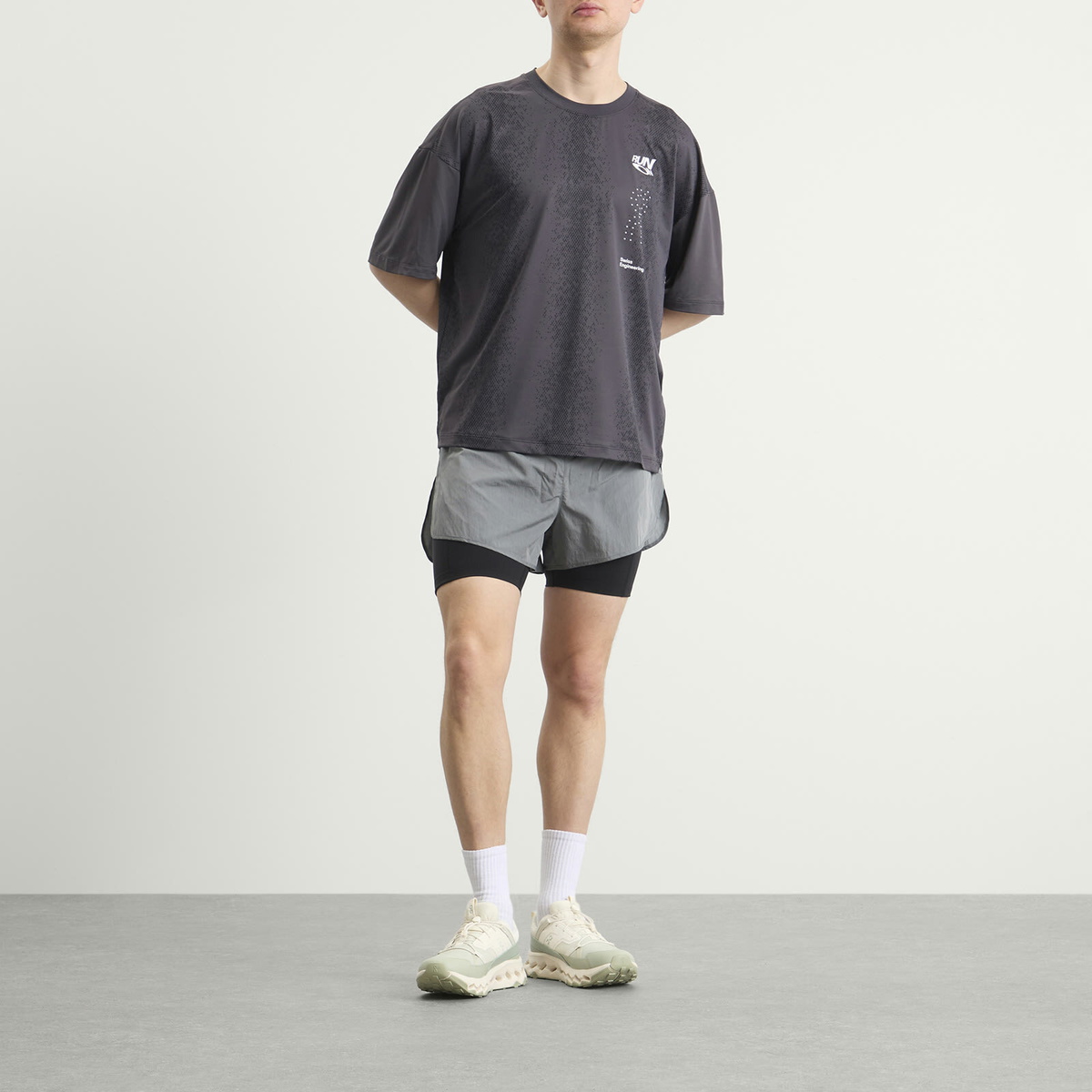 ON Men's Performance Volt T-Shirt in Iron