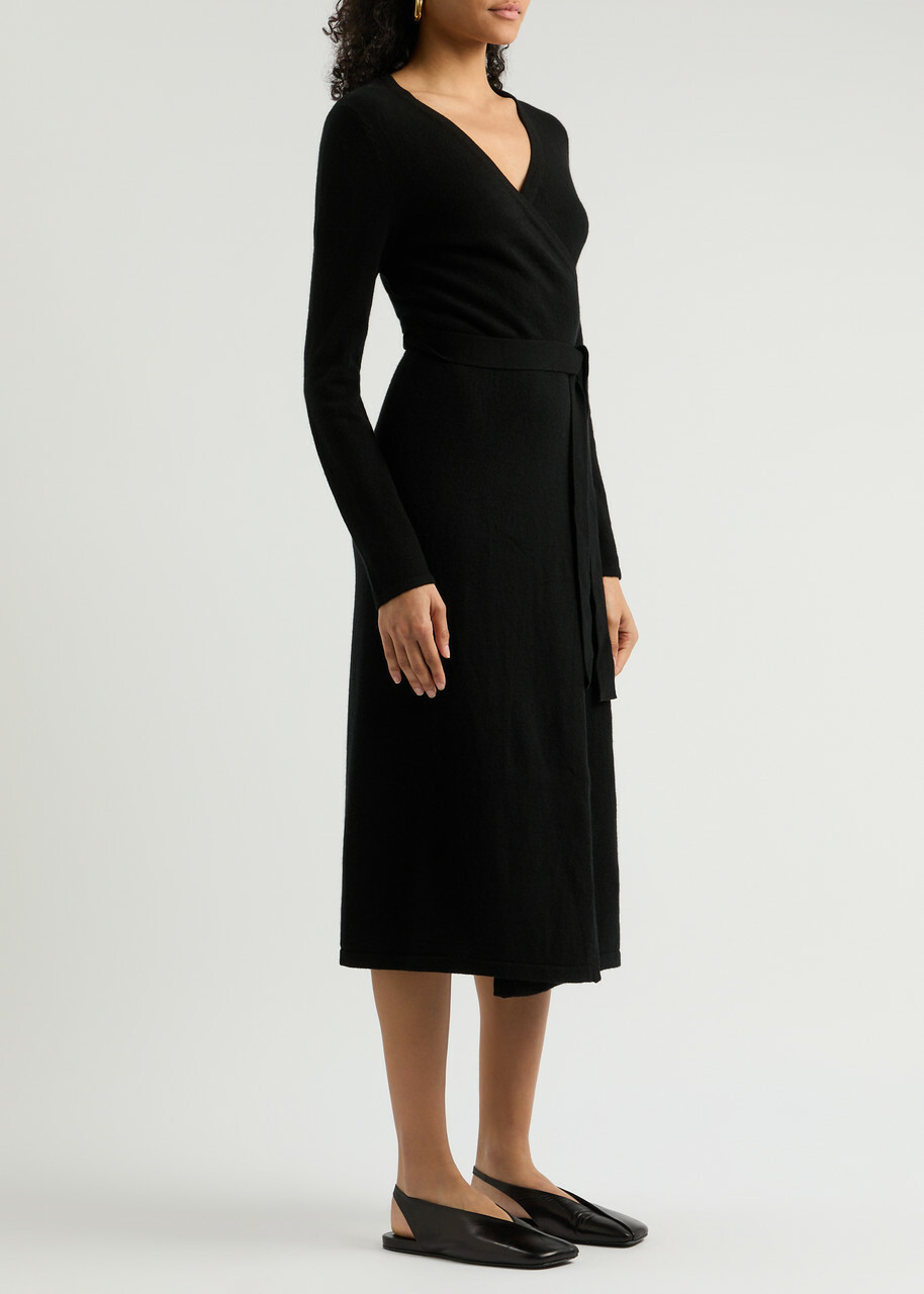 diane von furstenberg black wrap dress Black Cap-Toe Brogue Derby Dress Shoes for Formal Elegance 39