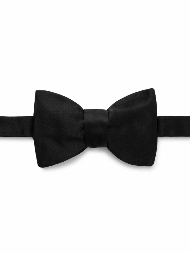 Photo: Favourbrook - Pre-Tied Silk-Satin Bow Tie