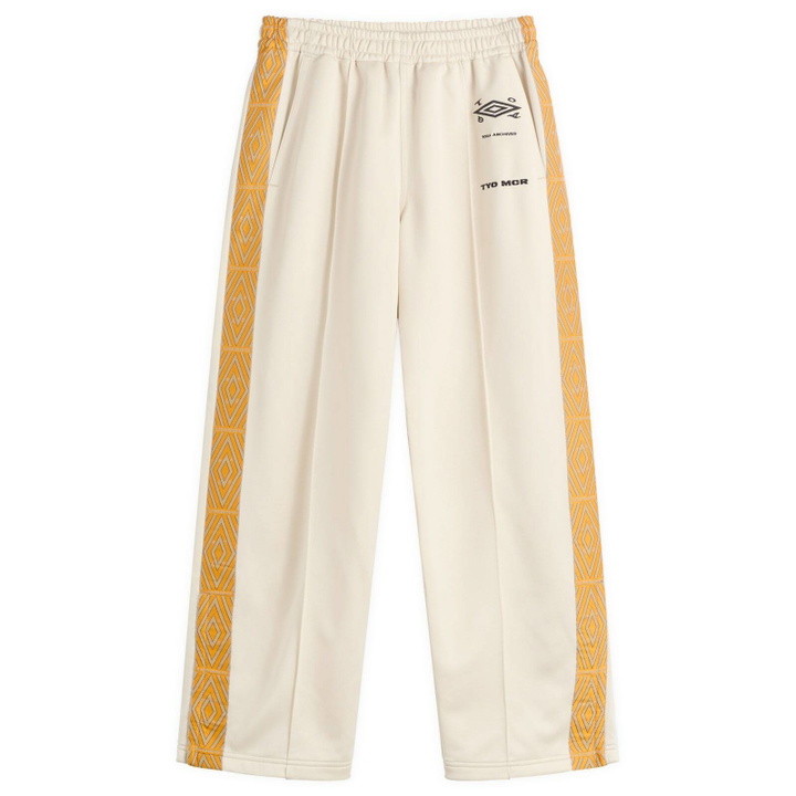 Photo: TOGA ARCHIVES Women's TOGA x Umbro Track Pants in Off White