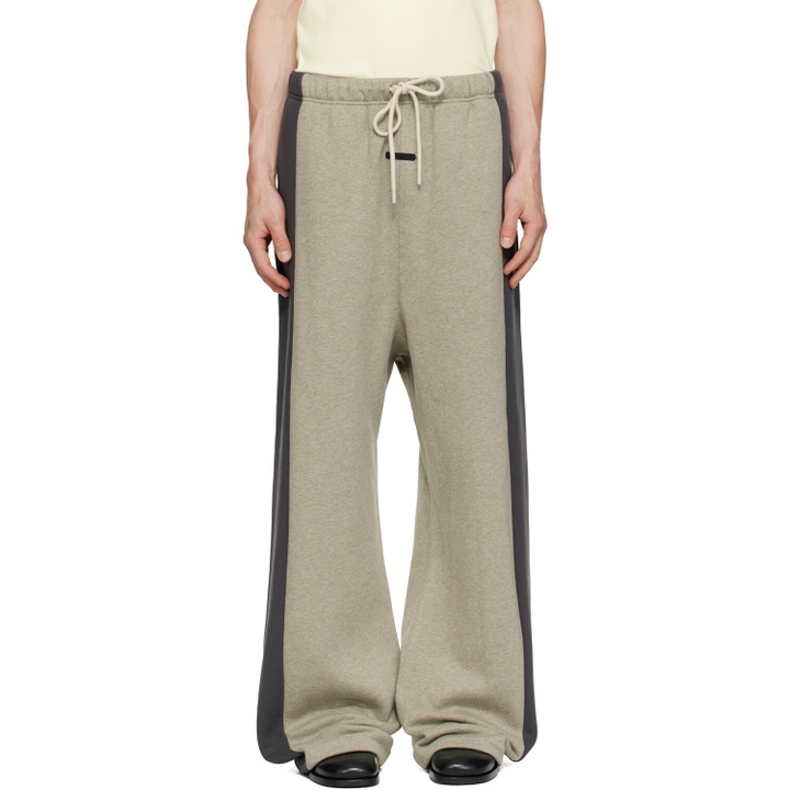 Photo: Fear of God ESSENTIALS Gray Panelled Sweatpants