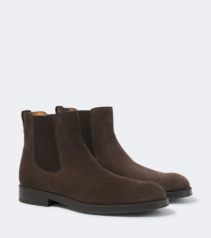 Photo: Tod's Suede Chelsea boots