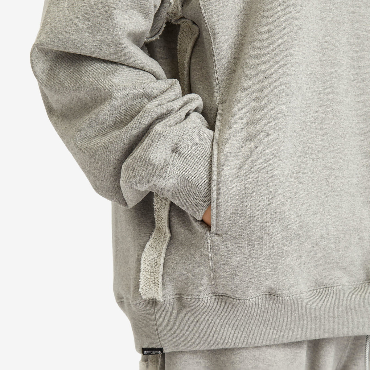 MASTERMIND WORLD Men's Cut-Off Sweatshirt in Top Grey