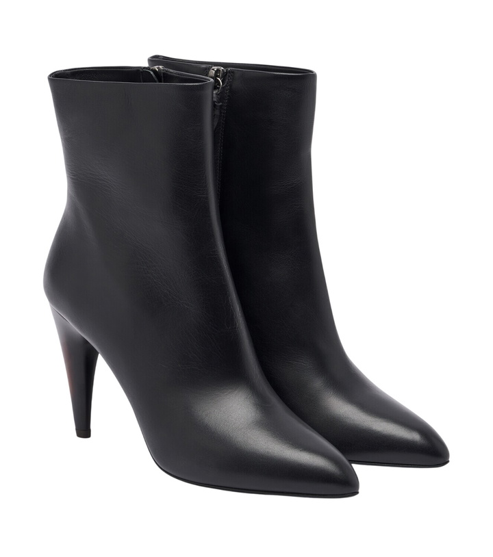 Photo: Isabel Marant Jany Low leather ankle boots